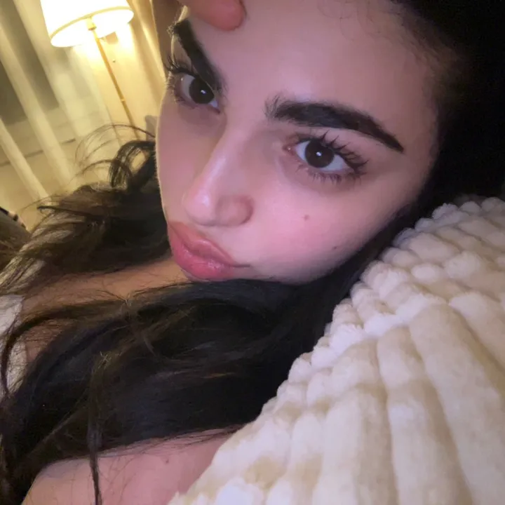 @elmiraajm