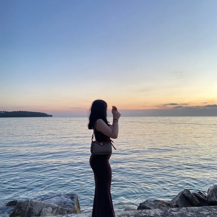 @meryyqjr