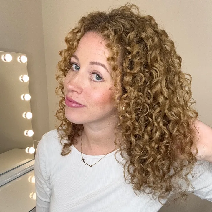 beautyandcurlsbymeg