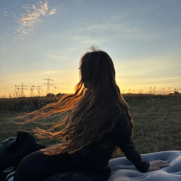 _yllka_g