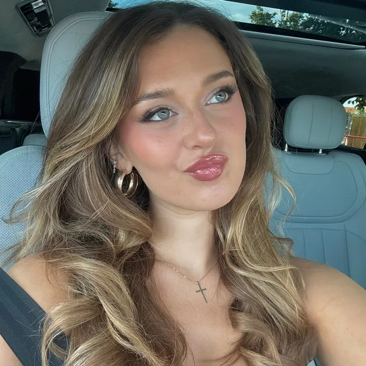 @darcyleigh_x