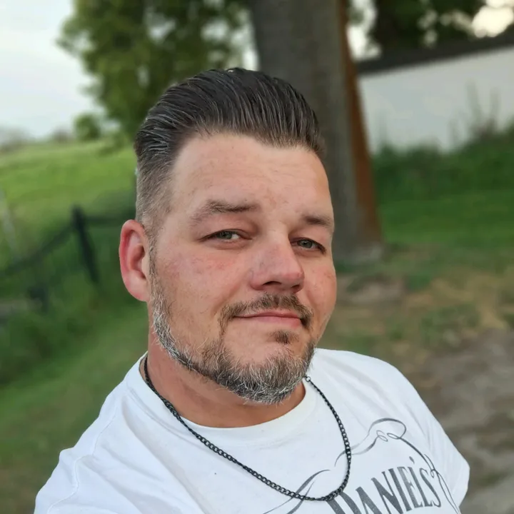 @dirkkomorowski