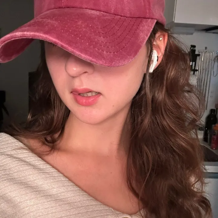 @celestamoose