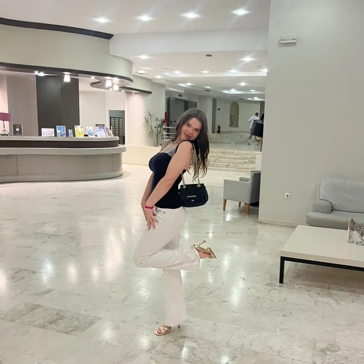 @user.lou1sa