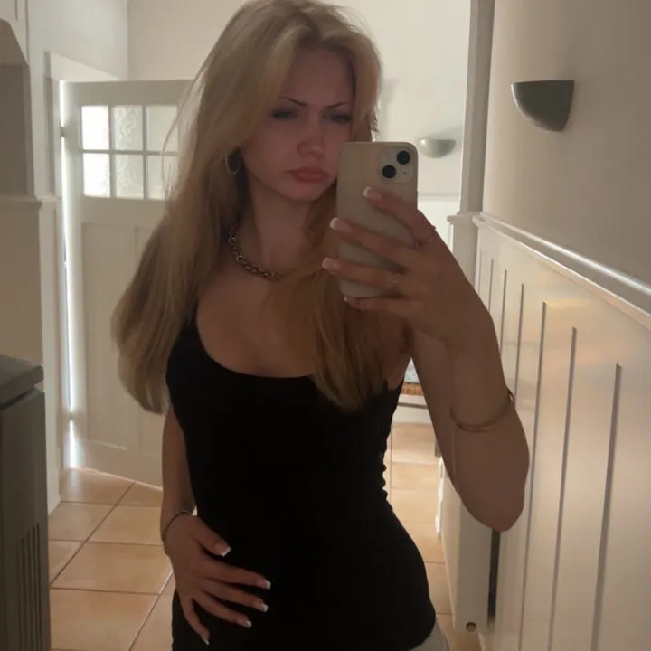 @505_hanni