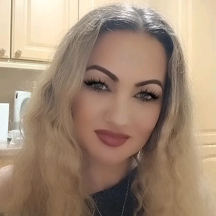 @miha_ella_model8508