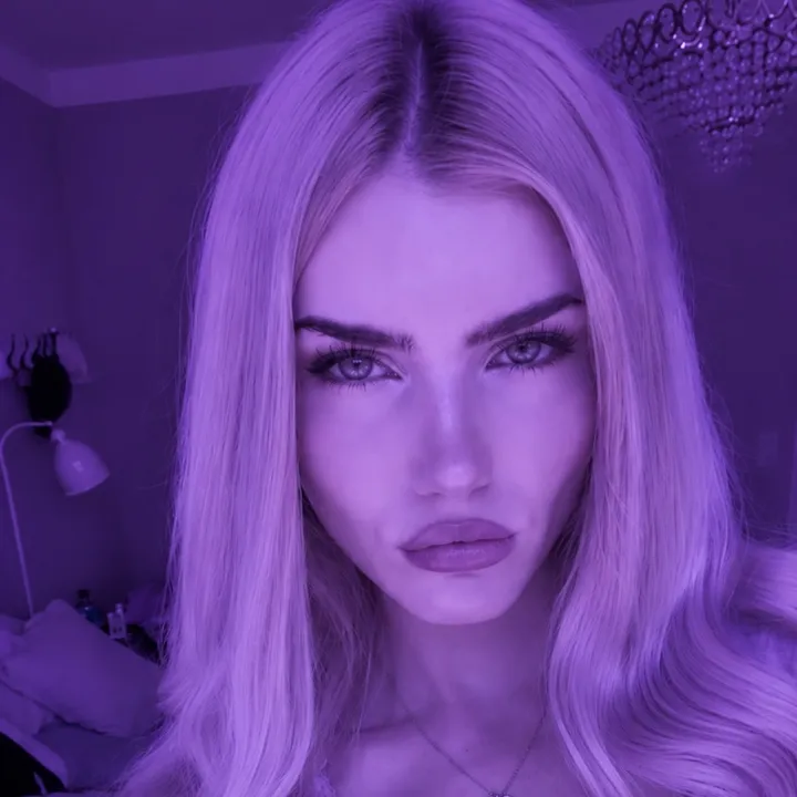 @caatrrinaaa