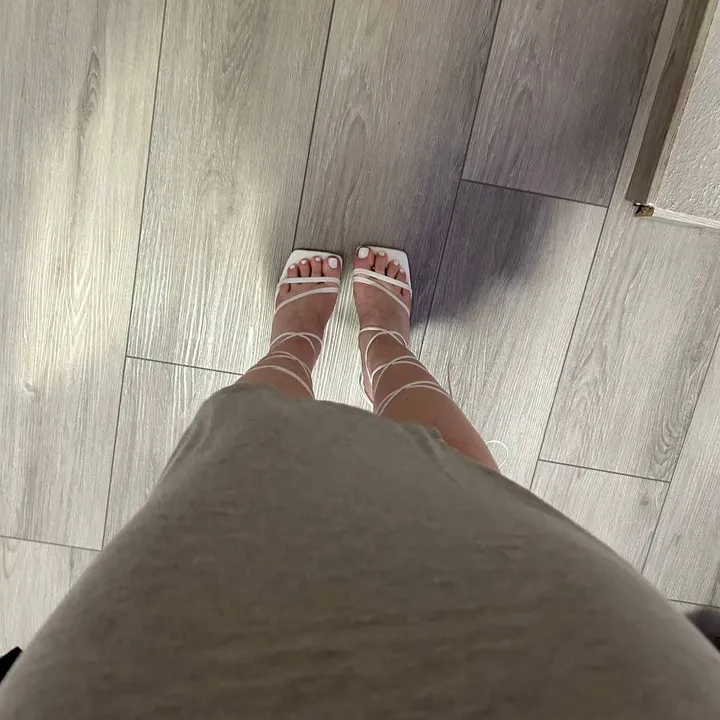 @danaasfeet