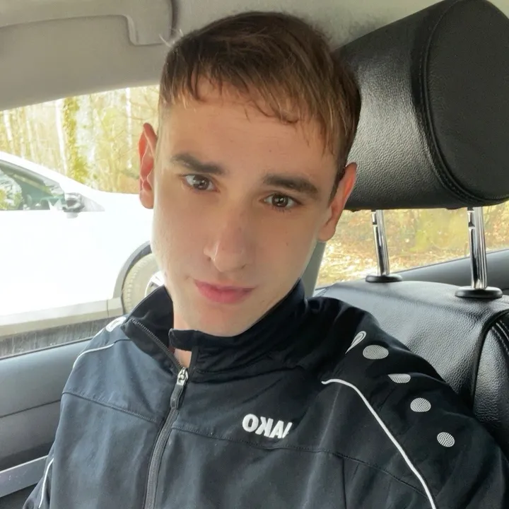 @benjaminrowebanana