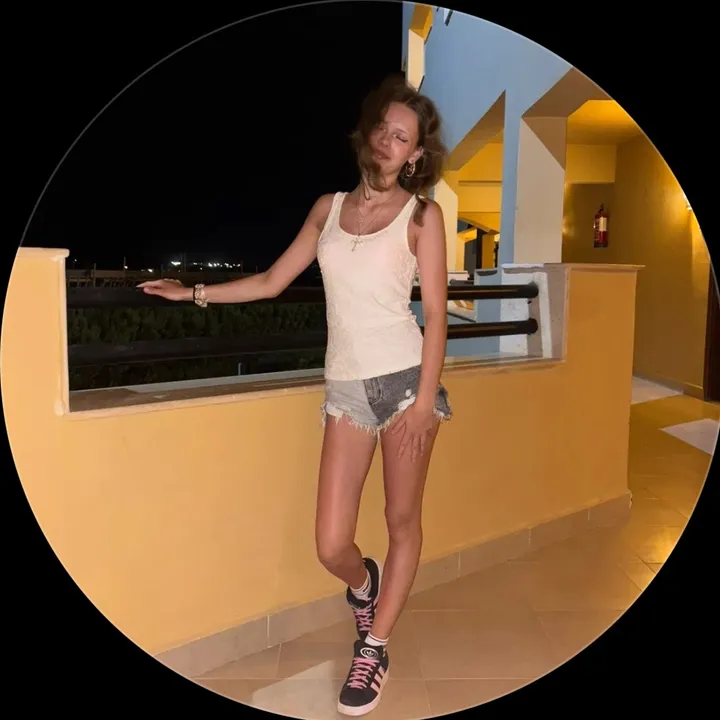 @annikahatdripp