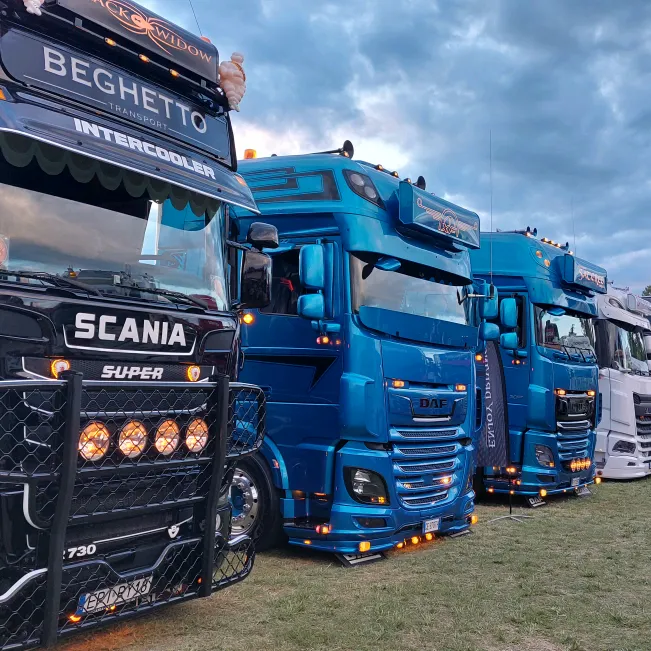@truckenginejokers