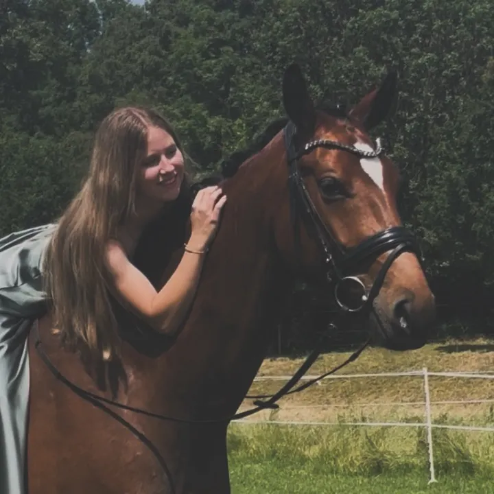 leona_equestrian