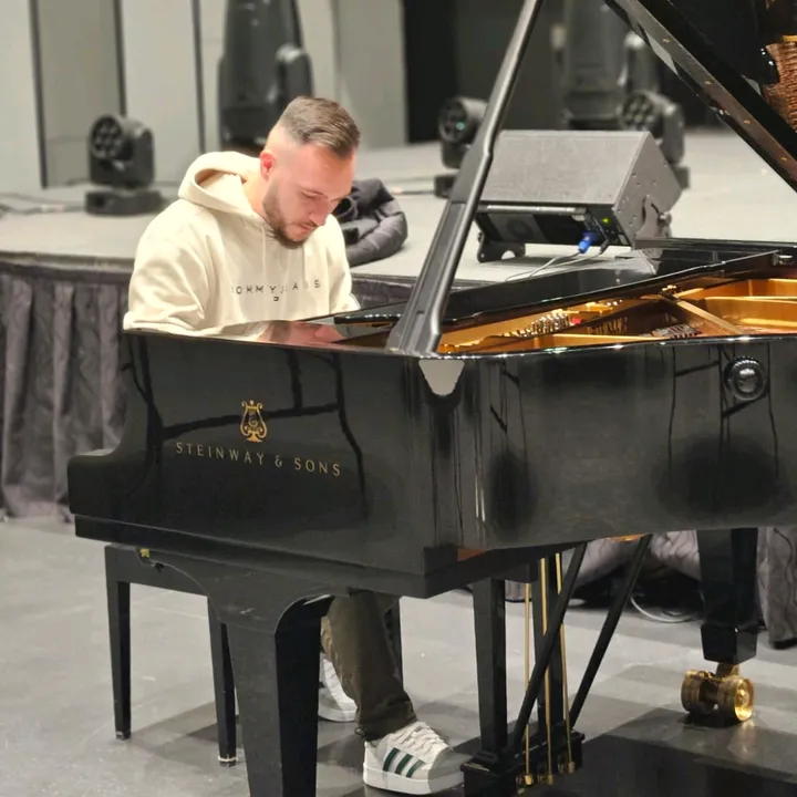 @andreipiano
