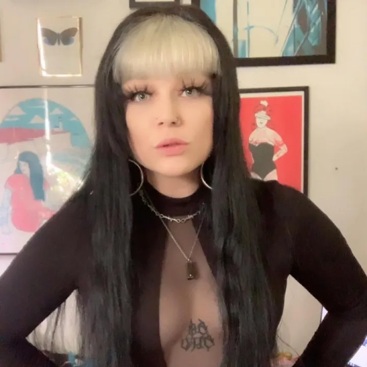 @feistyandfreakyog