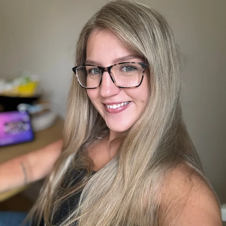 meganellis29