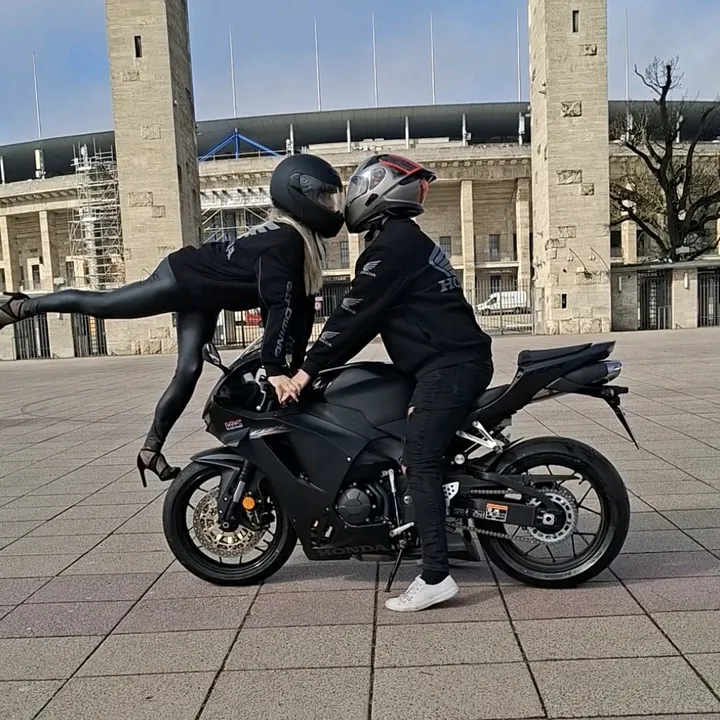 @place_honda_rider