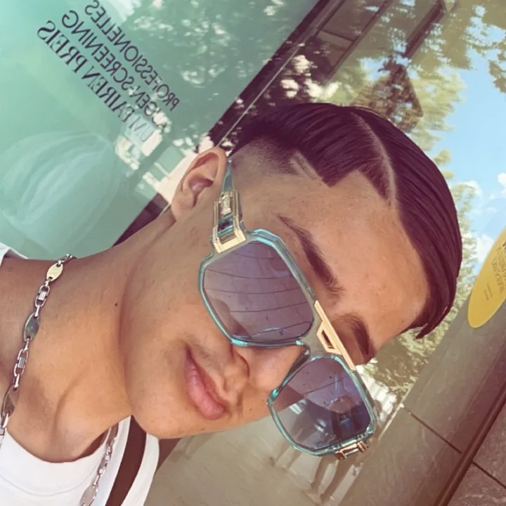 @beni.amiro