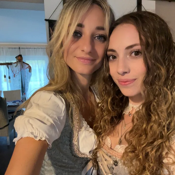 @michelleselina23
