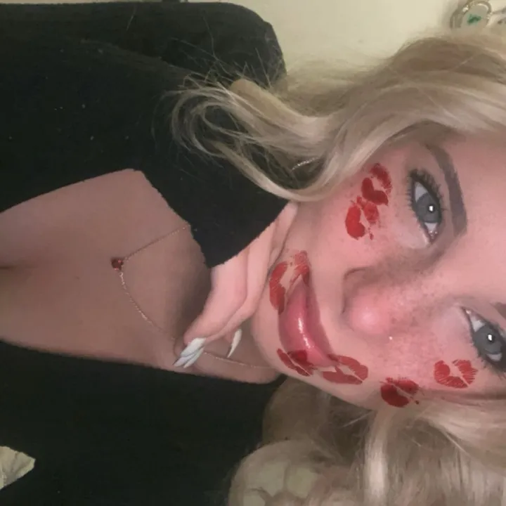 @_.vikiii.__