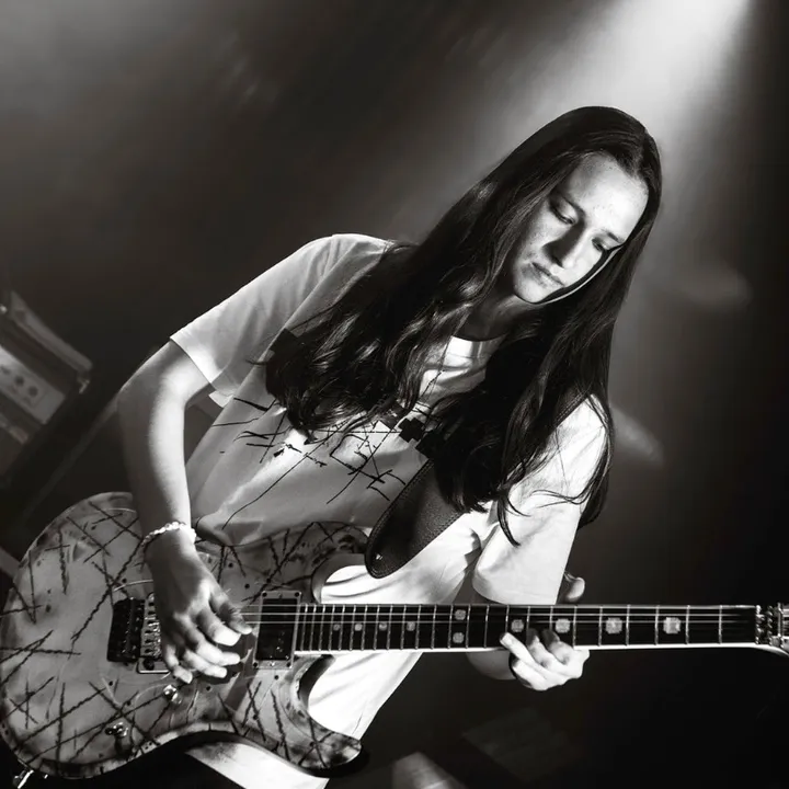 @x..guitarx