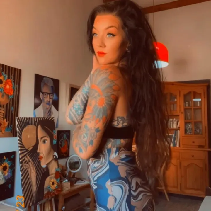 @aliihutchinson