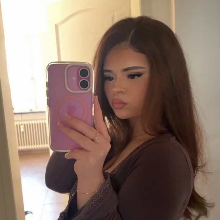 @vivi.trg_