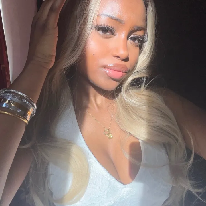lipglosglitterbarbie