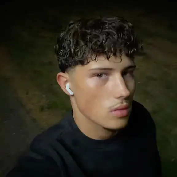 @julian_izda