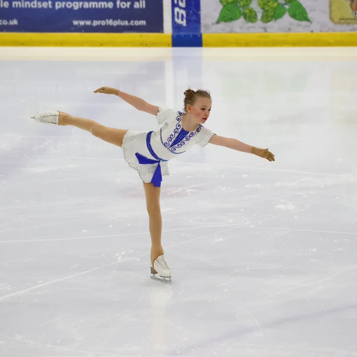 @iris_on_ice