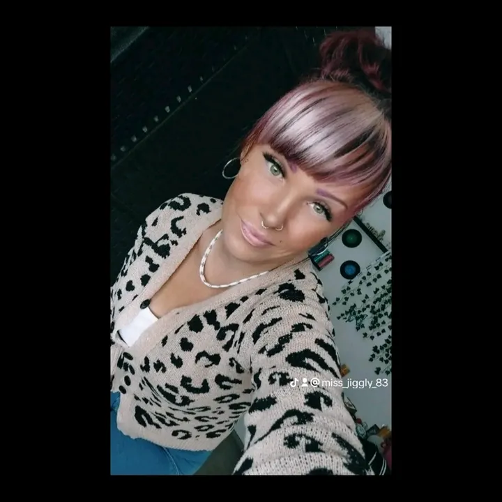 @miss_jiggly_83