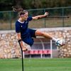 nicola_oneleg