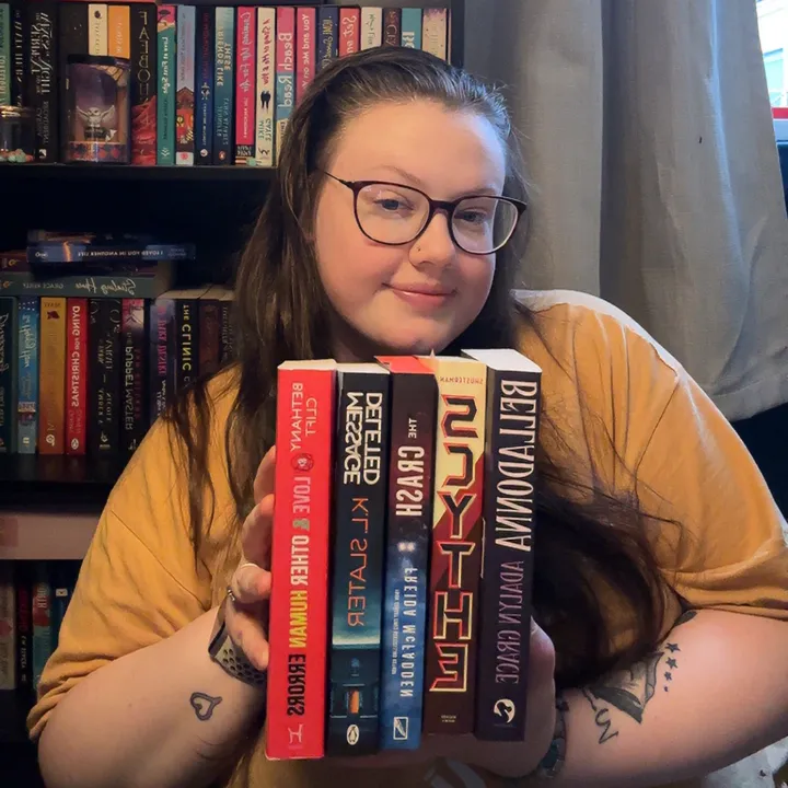 bethreadsbooksxo