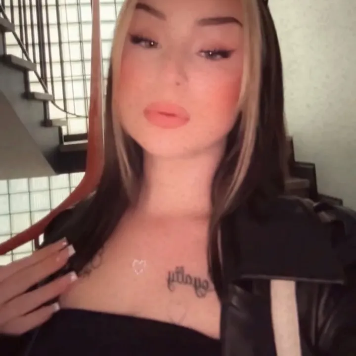 @kimmsophie._fl