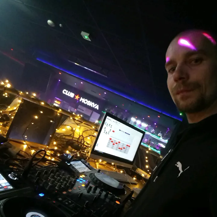 @dj.wojtass