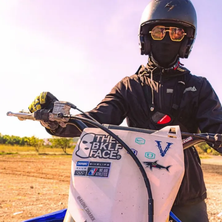 @face_bikelife