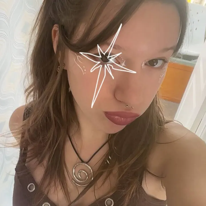 @hazelnutella04