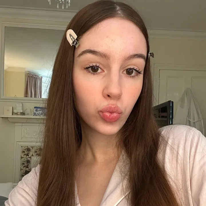 hollyywest.xo