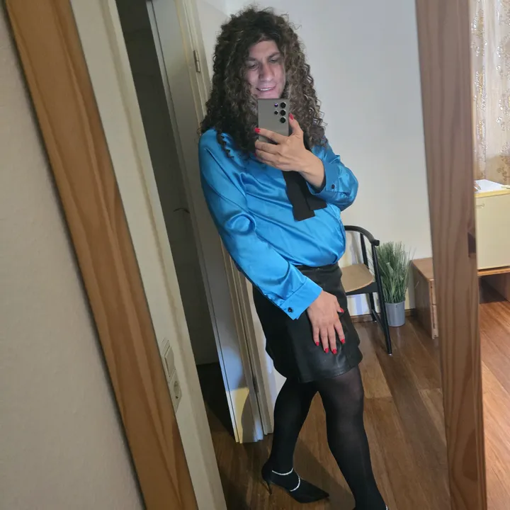 @transgirlyjana89