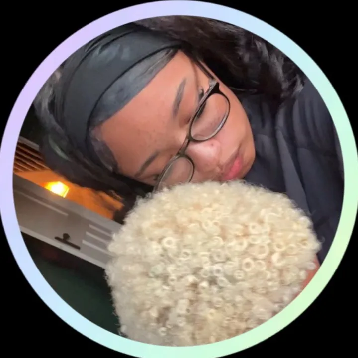 @urfavemixedgirl
