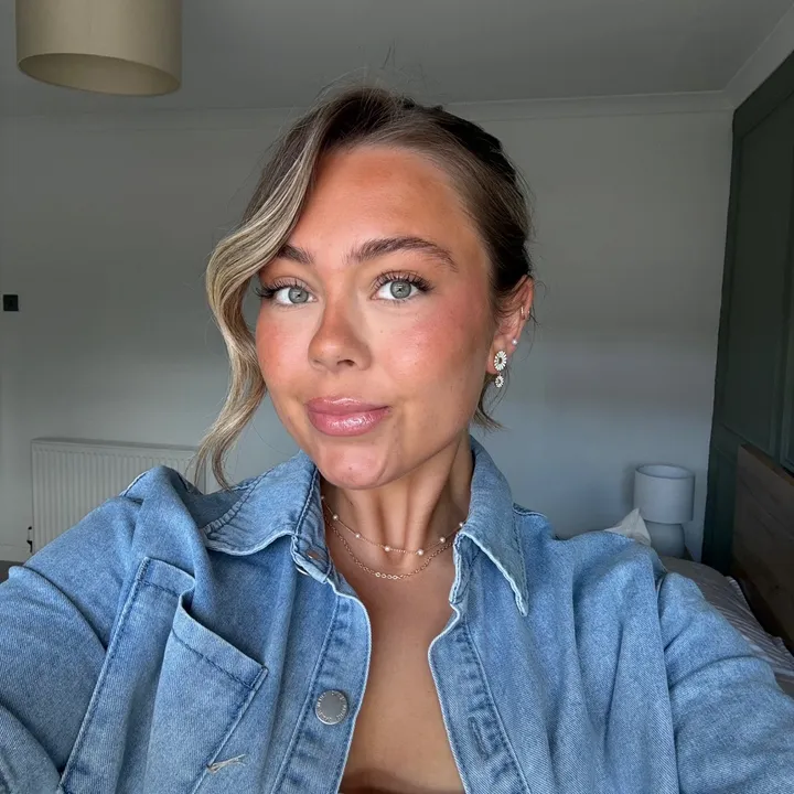 @julesgillies