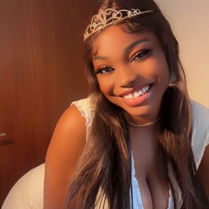 QUEENFIRST🤍🦋 - original sound