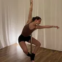 @julialuves_pole