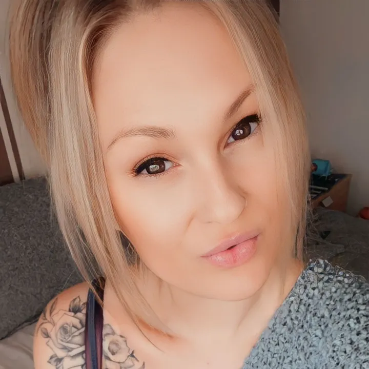 emma_lou_86