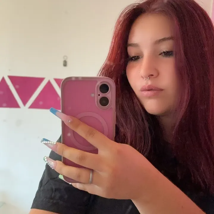 @_itzamyyy_