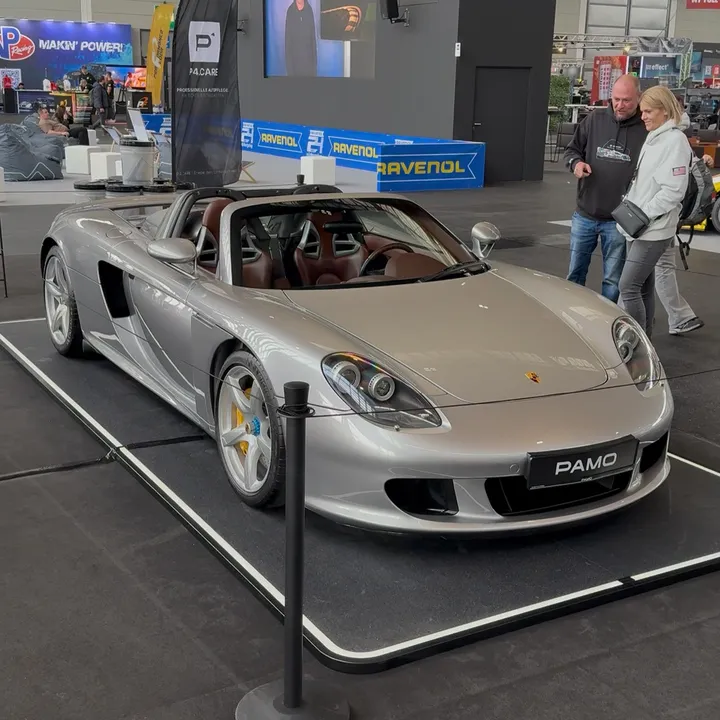 @lb.supercarworld