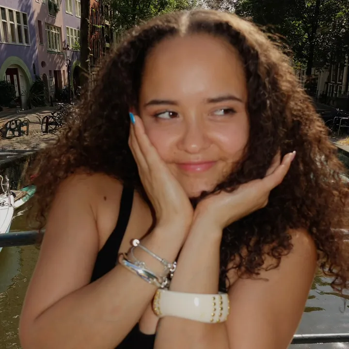 @lilmaika