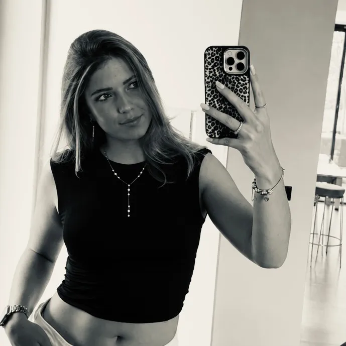 @emyvanroon