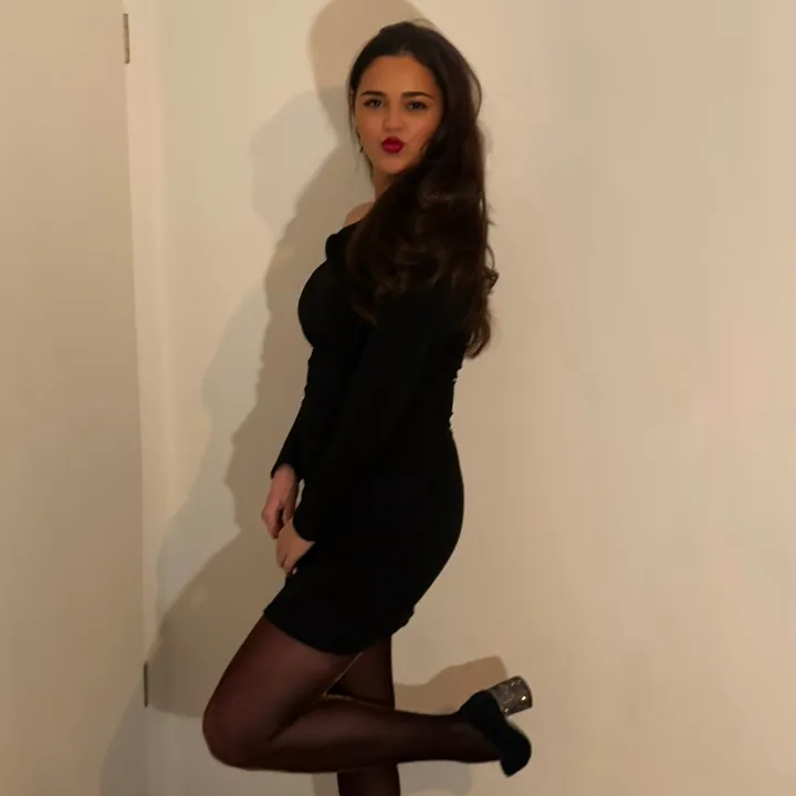 @marivesa_