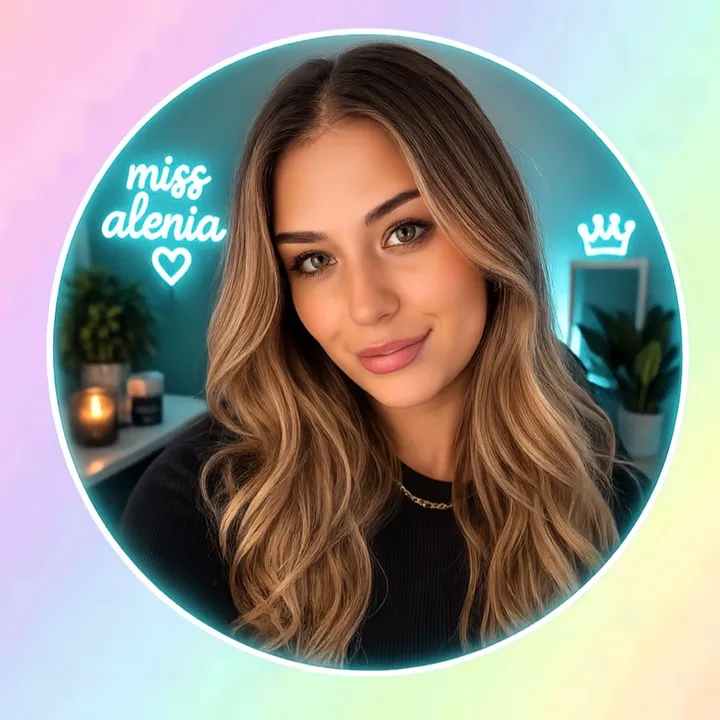 @missalenia