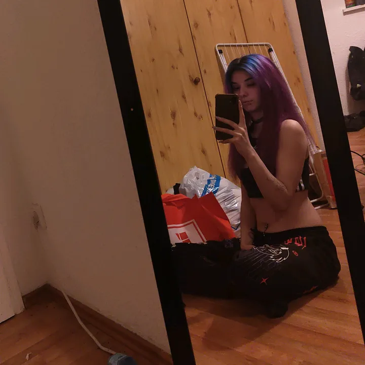 @xx.heartless_wife_420.xx